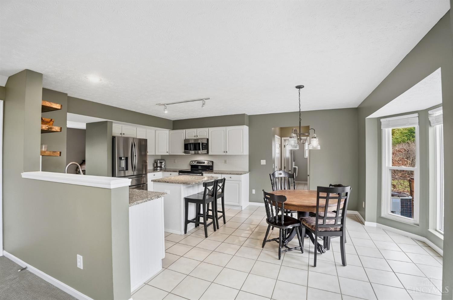 6238 Willow Crest Lane