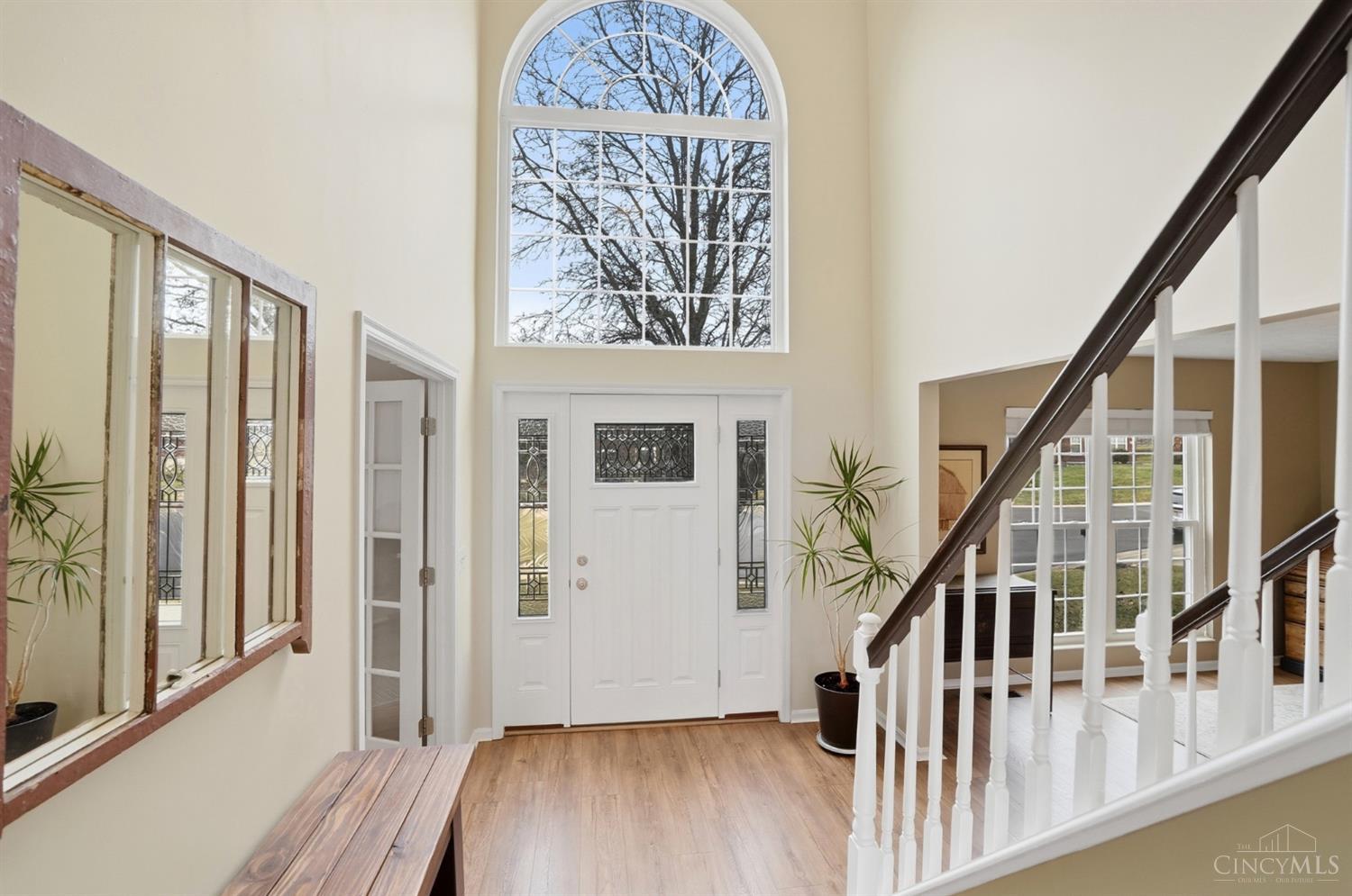 6238 Willow Crest Lane