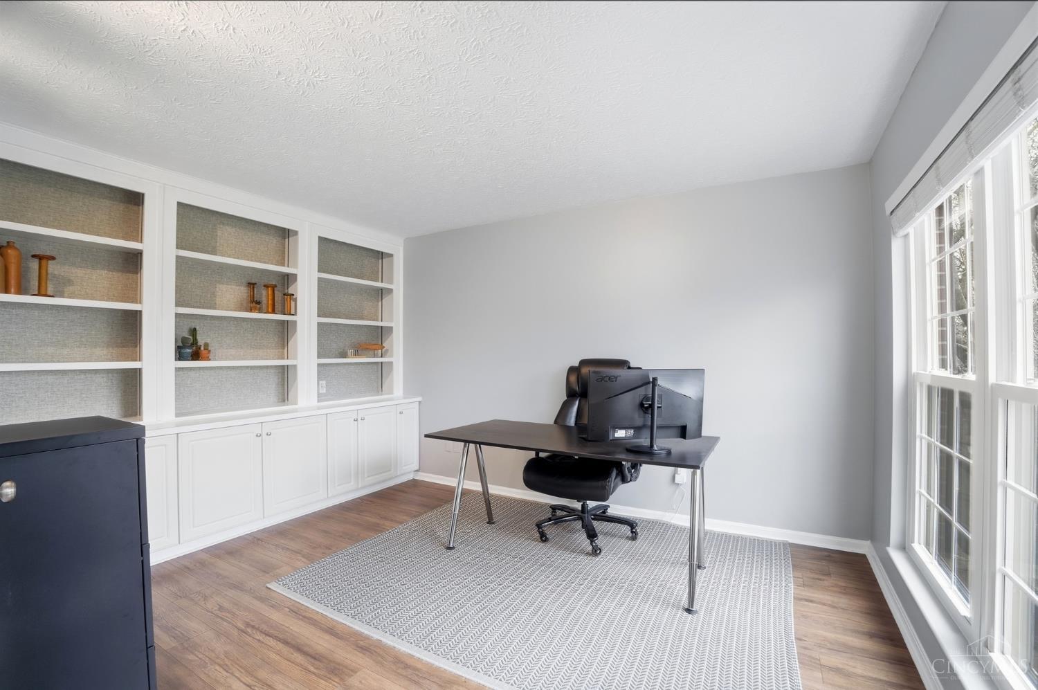 6238 Willow Crest Lane