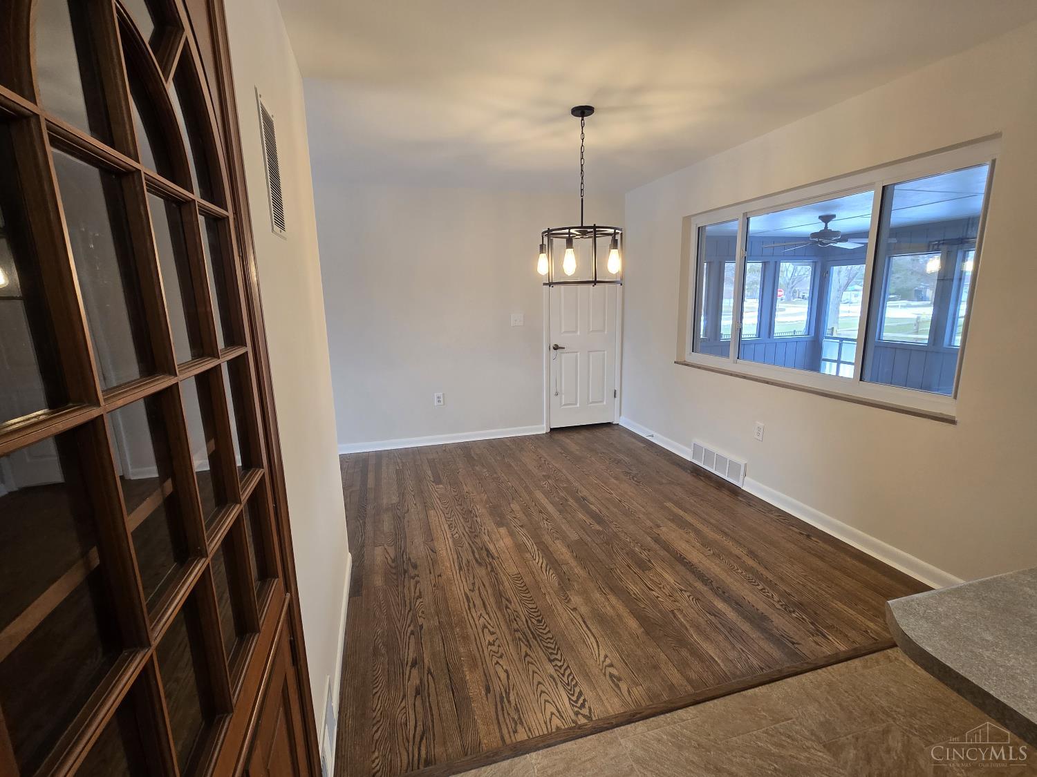 989 Indianwood Drive