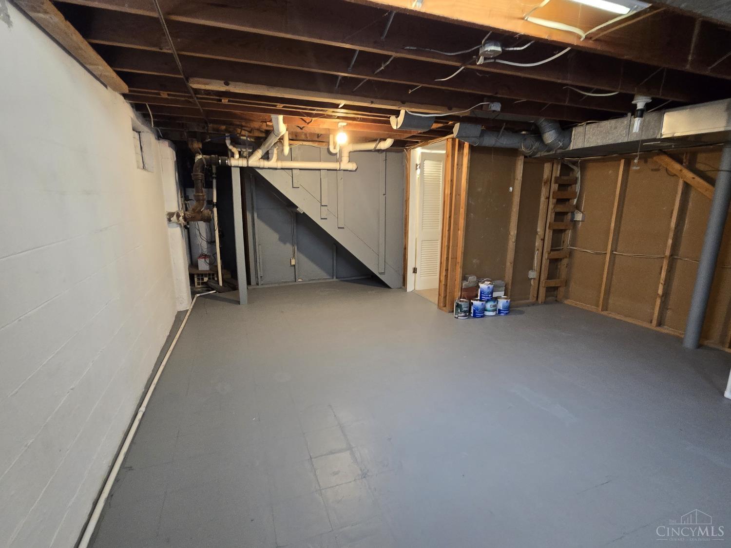 989 Indianwood Drive