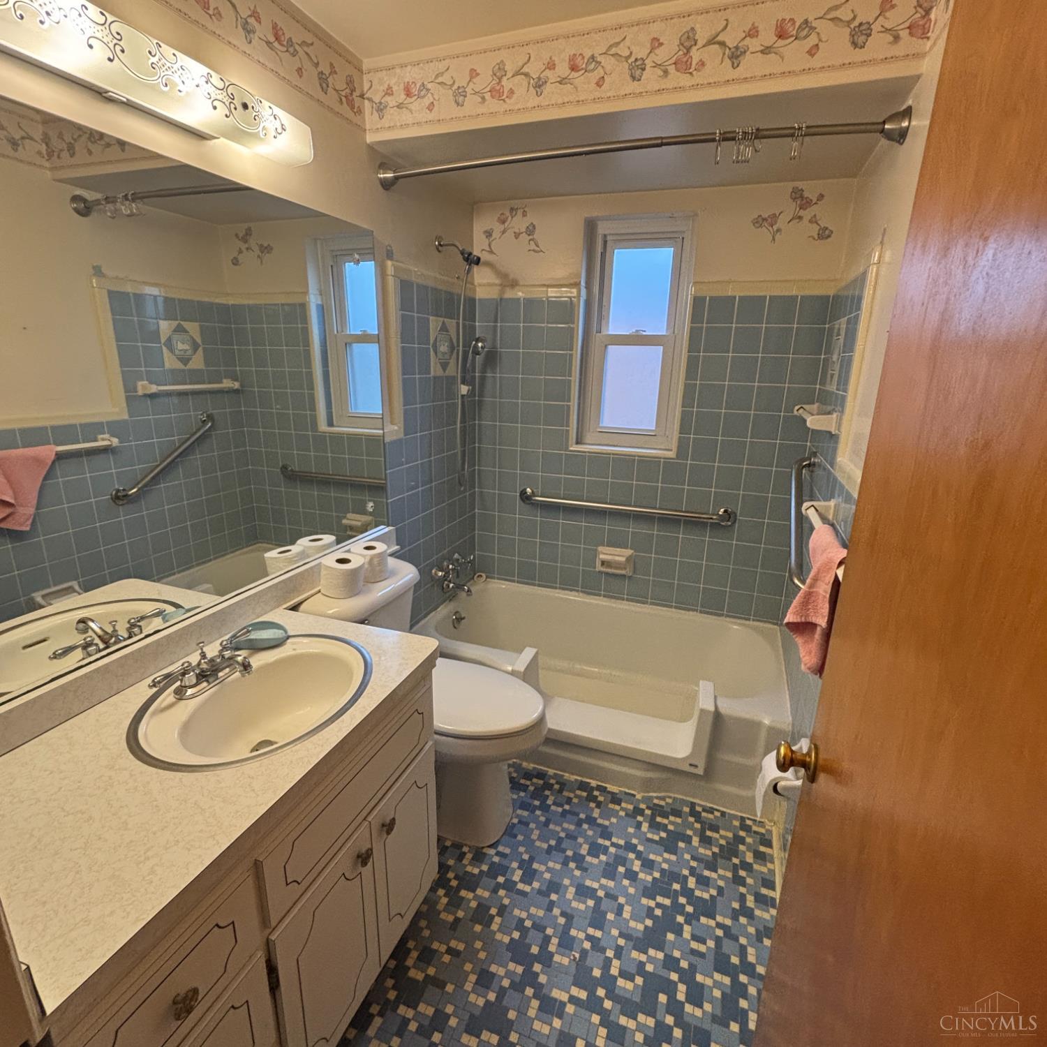 4938 Mount Alverno Road