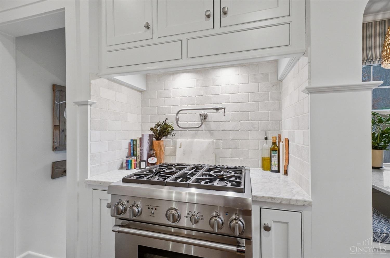 1134 Beverly Hill Drive