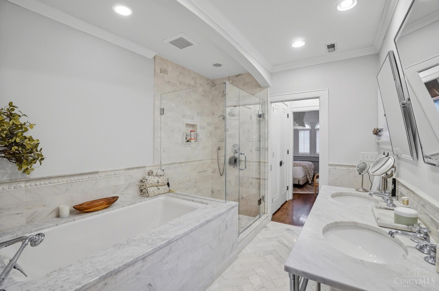 1134 Beverly Hill Drive