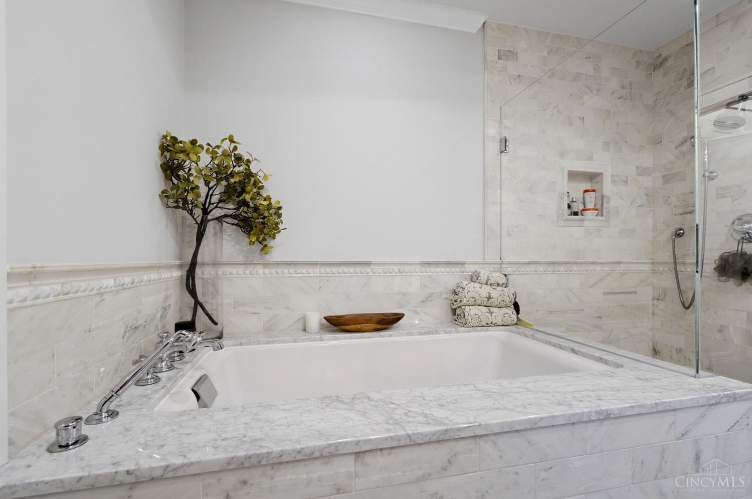 1134 Beverly Hill Drive