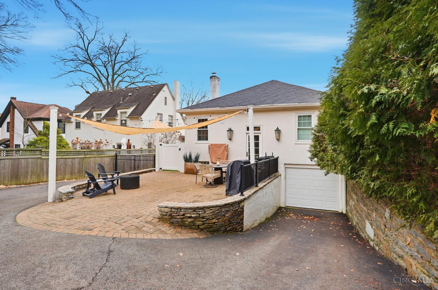 1134 Beverly Hill Drive