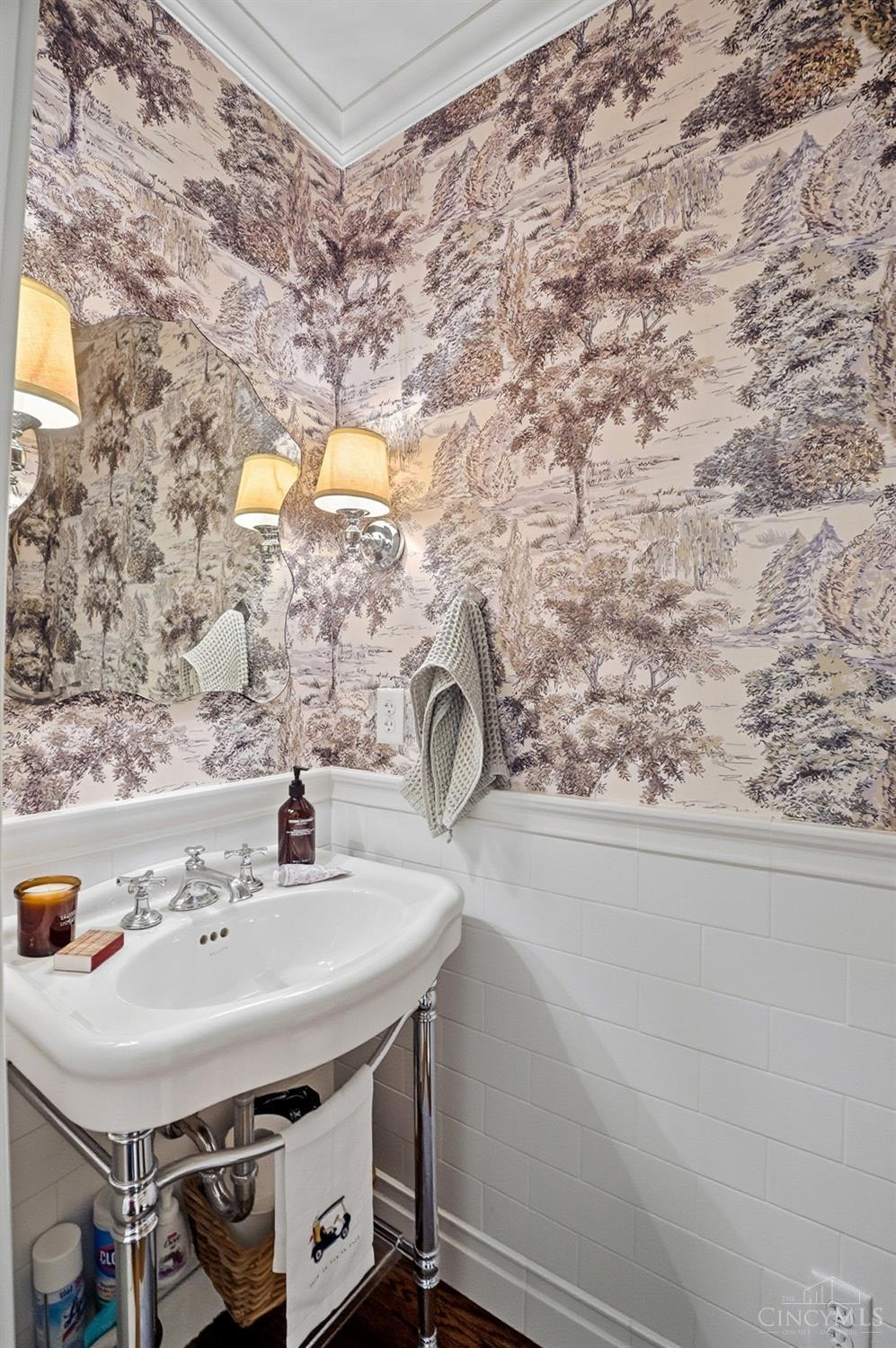 1134 Beverly Hill Drive