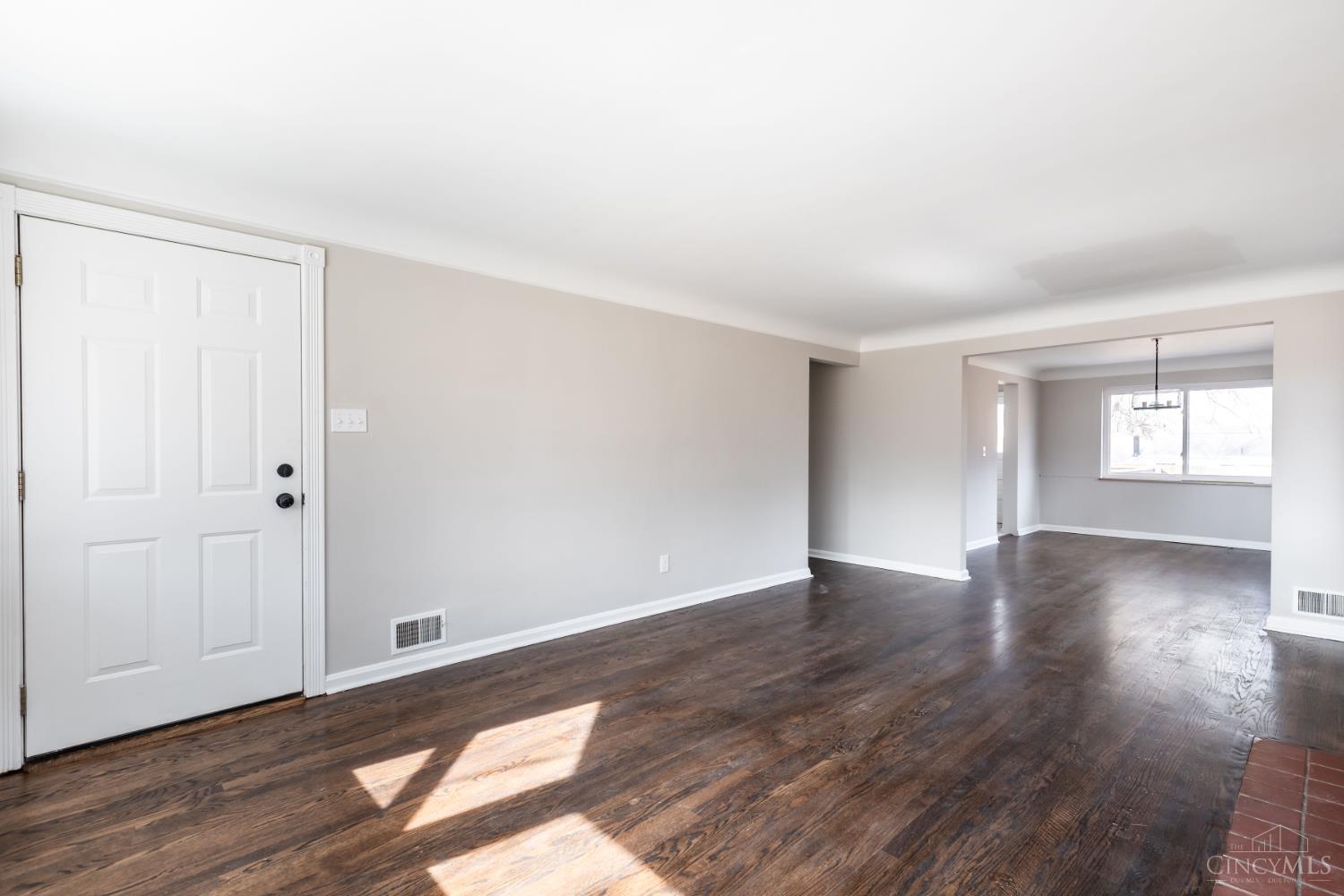 2820 Geraldine Drive