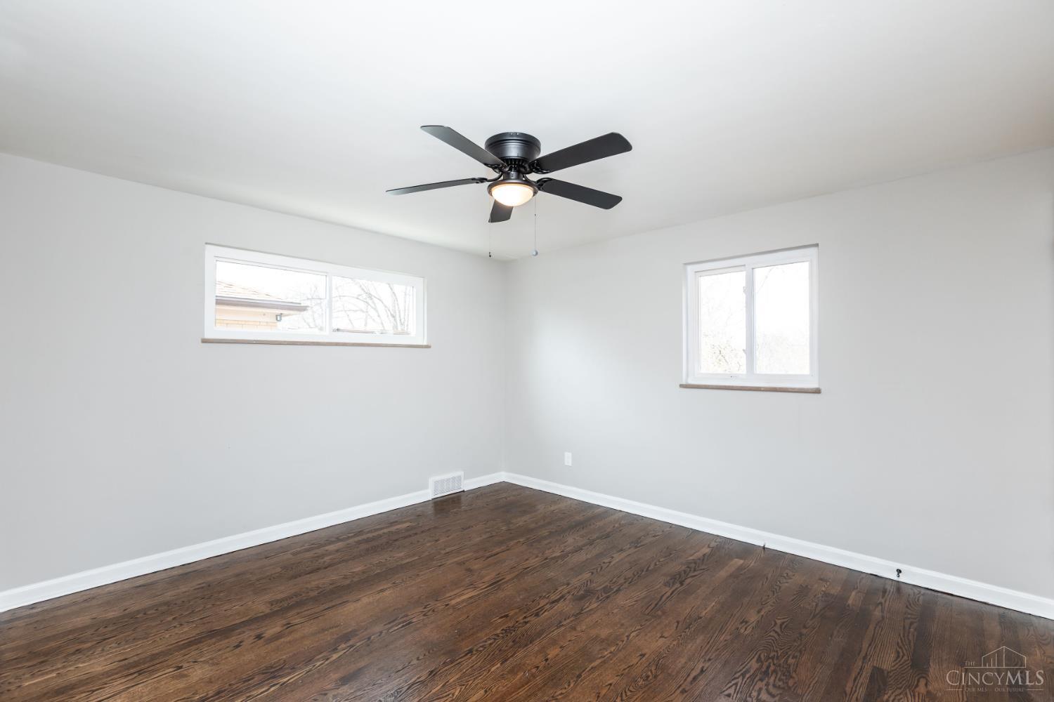 2820 Geraldine Drive