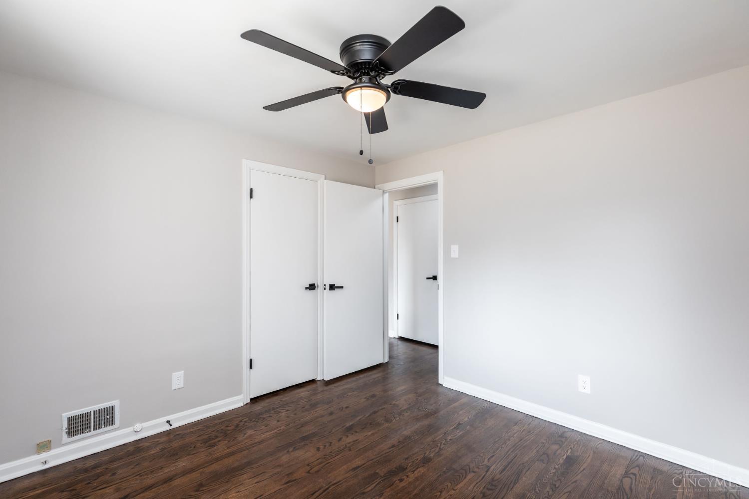 2820 Geraldine Drive