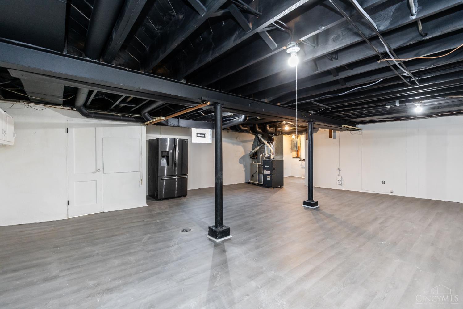 2820 Geraldine Drive