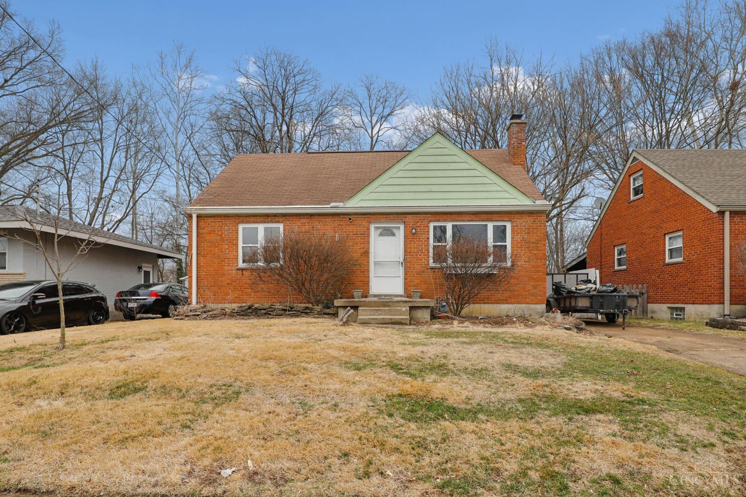 7122 Bluecrest Drive