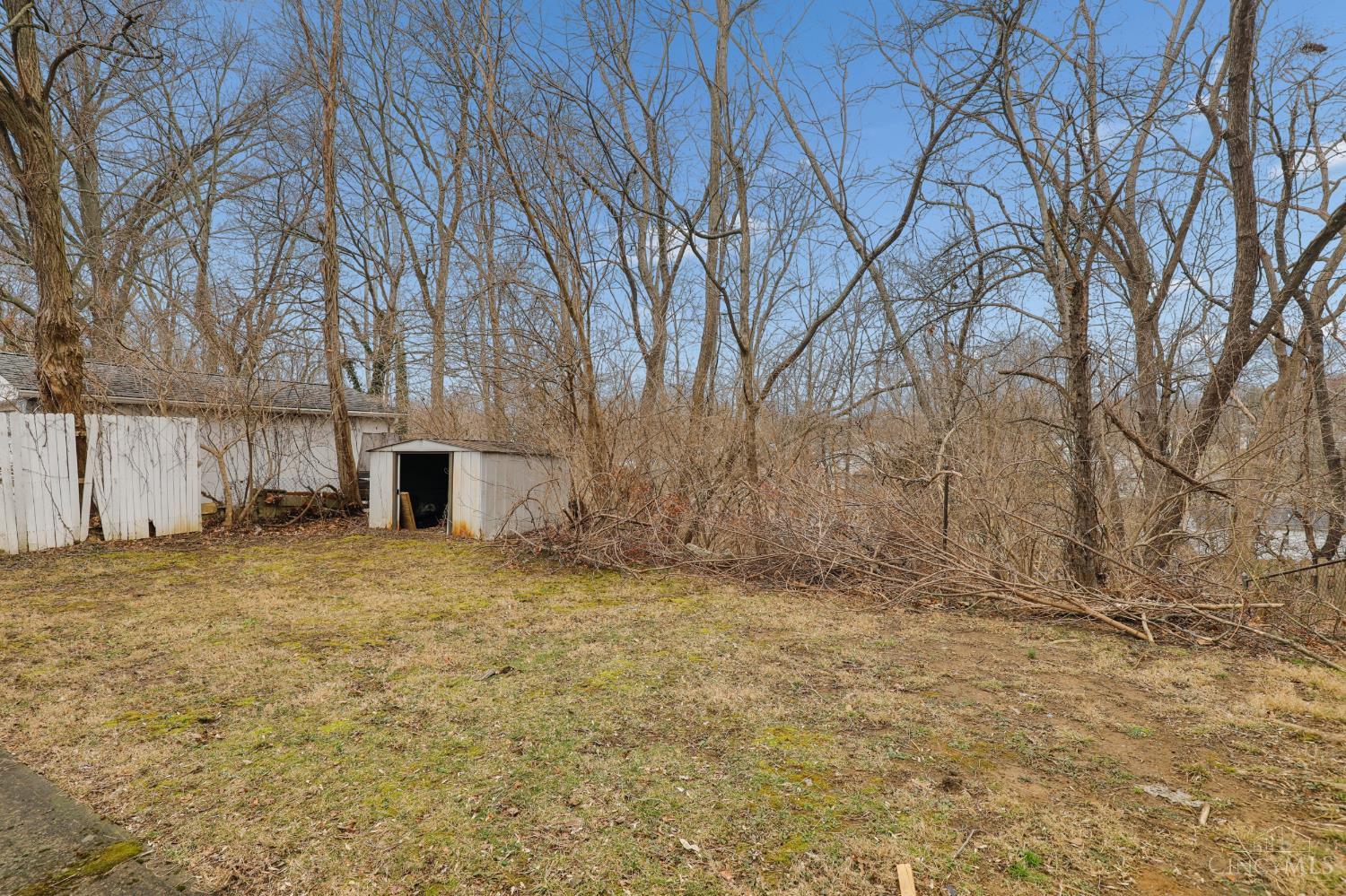 7122 Bluecrest Drive