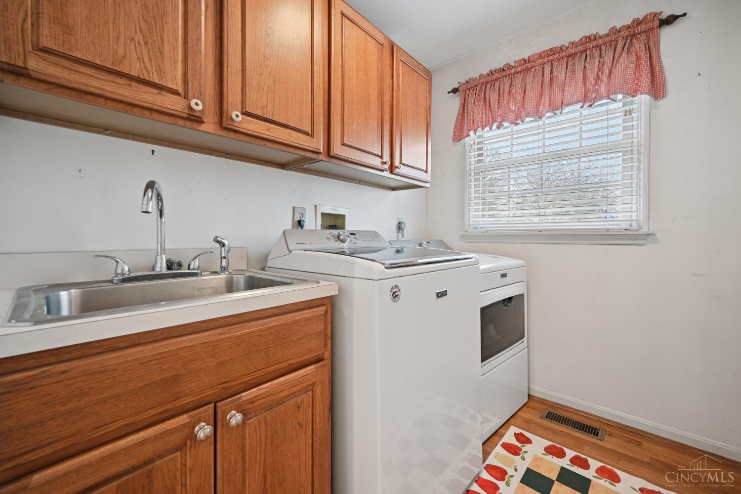 483 Vista Glen Drive