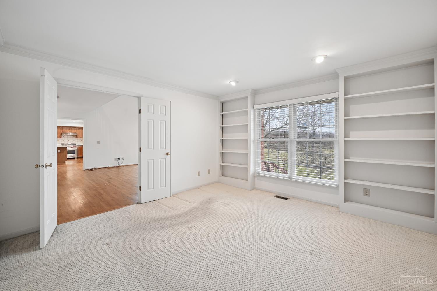 483 Vista Glen Drive
