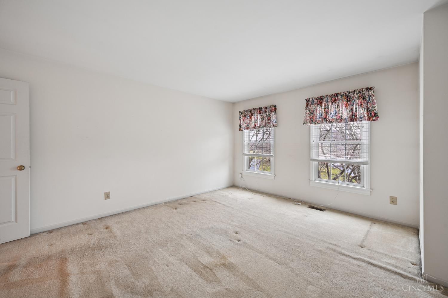 483 Vista Glen Drive