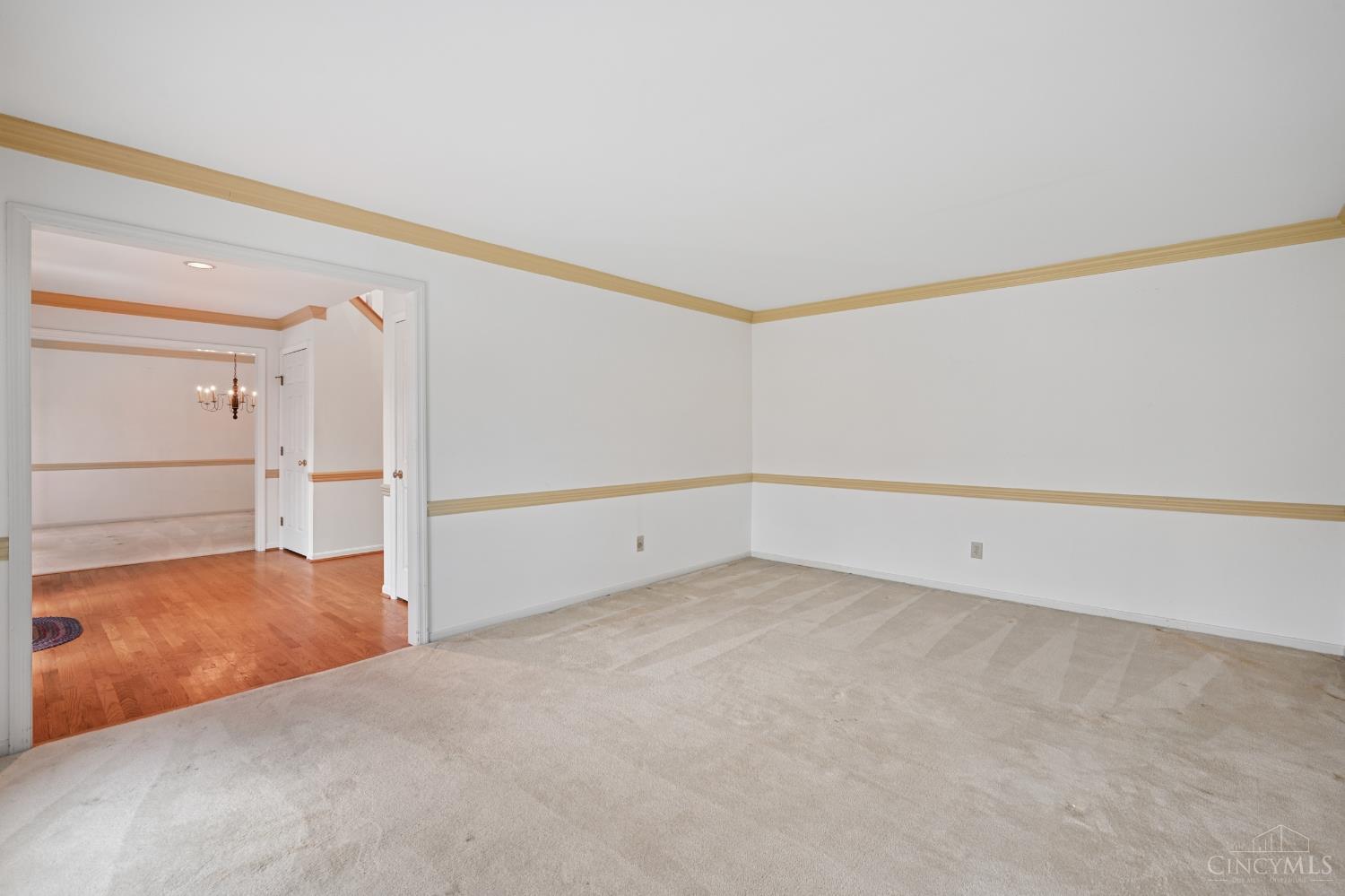 483 Vista Glen Drive