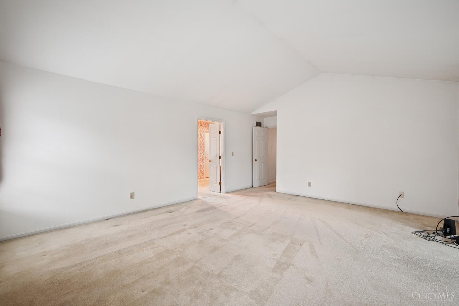 483 Vista Glen Drive