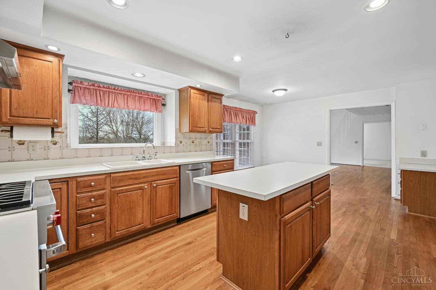 483 Vista Glen Drive