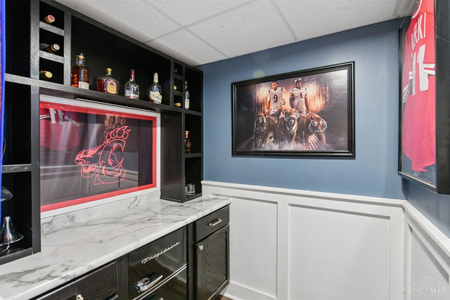 5906 Greywolf Court