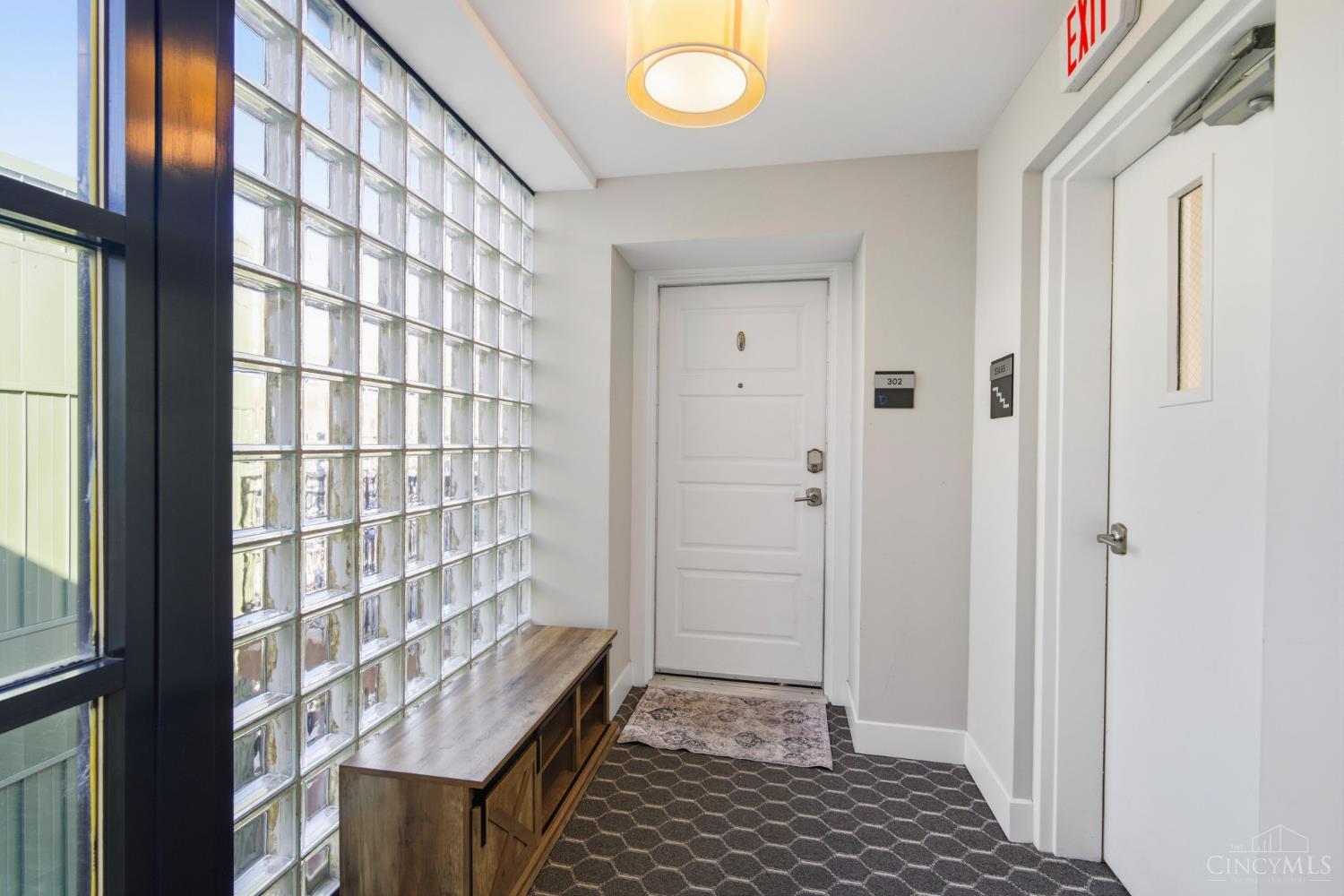 411 Plum Street 302