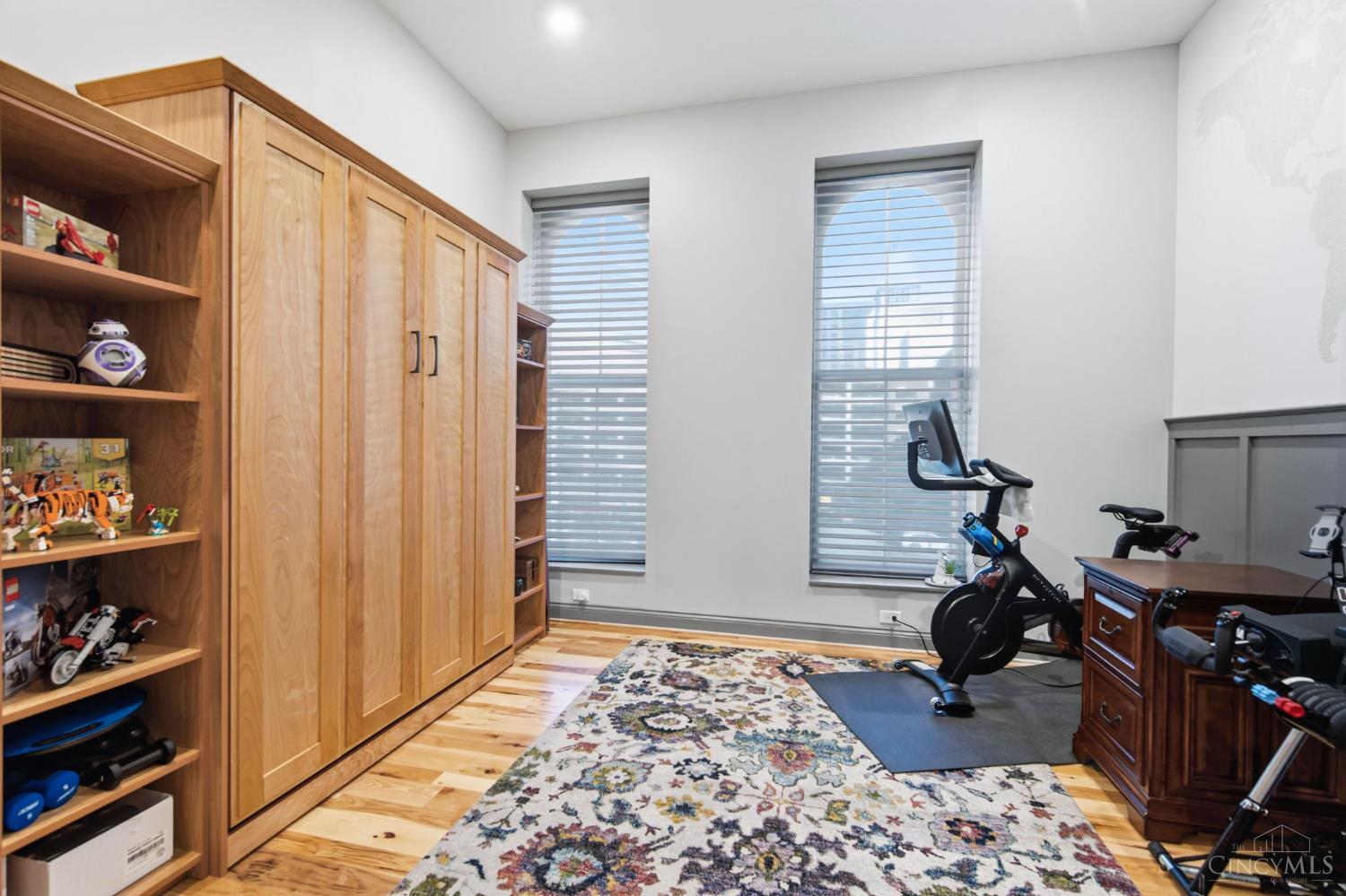 411 Plum Street 302