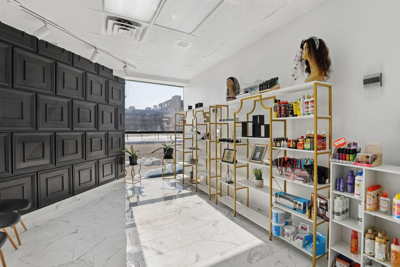 125 E 2nd Street