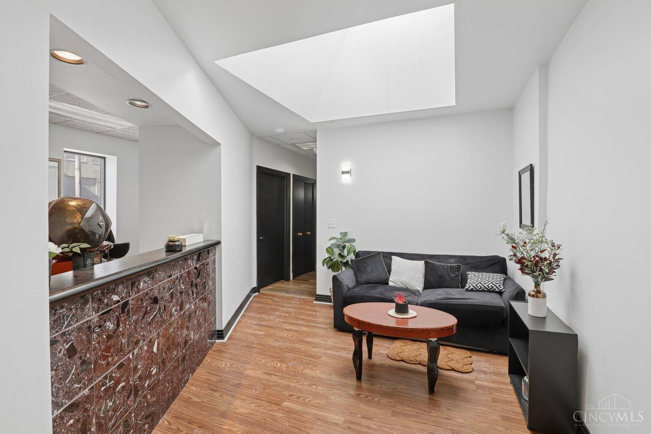 125 E 2nd Street