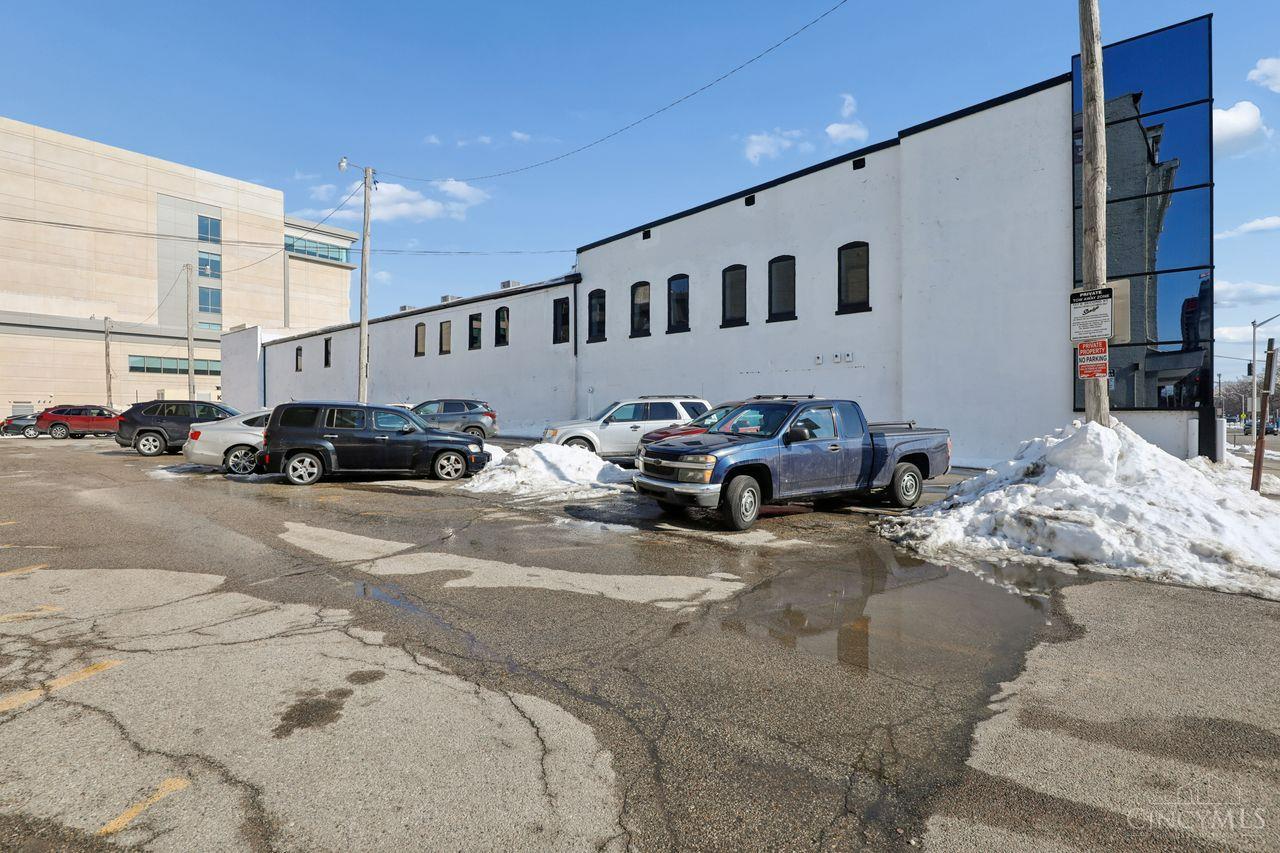 125 E 2nd Street
