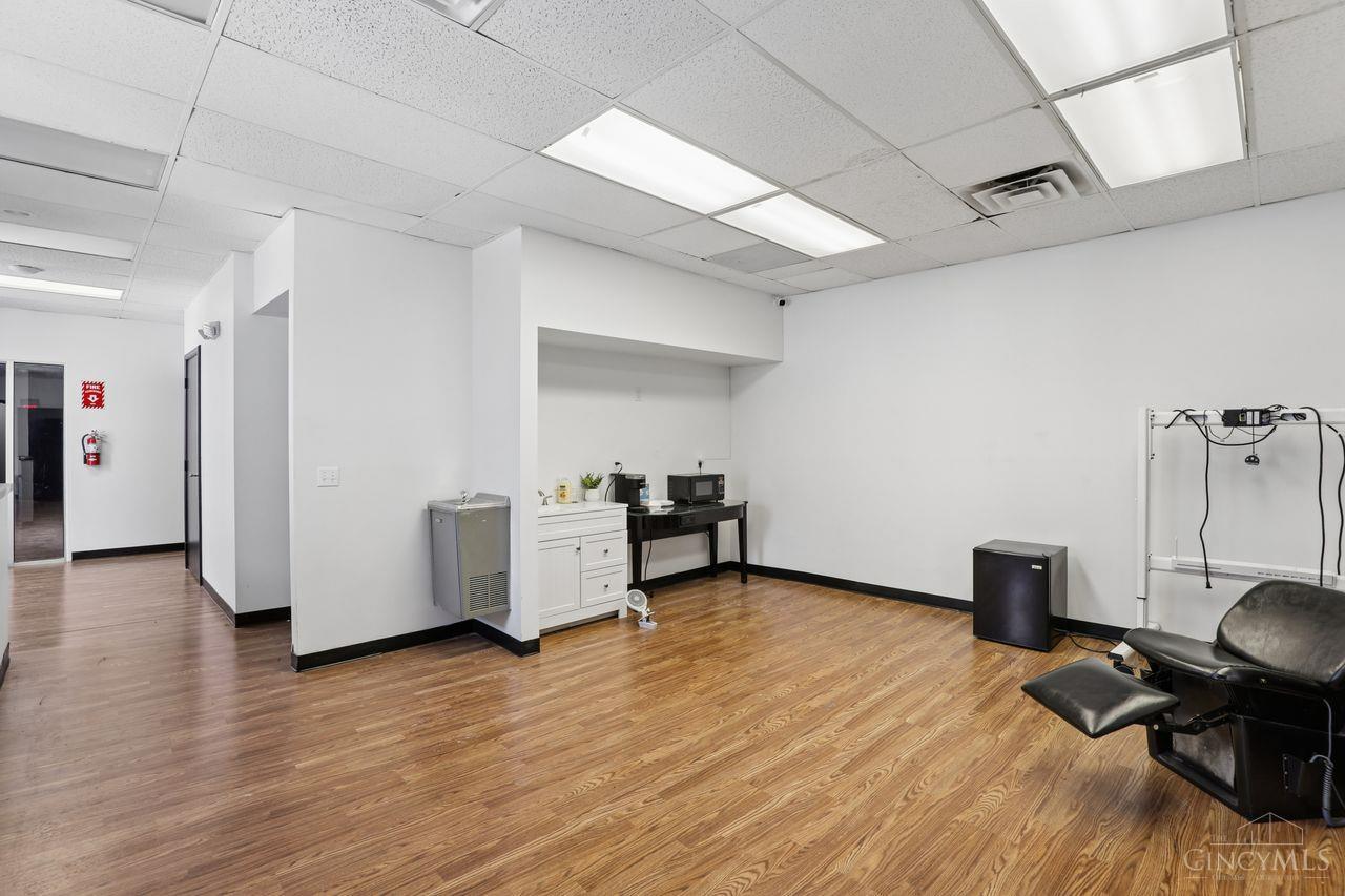 125 E 2nd Street