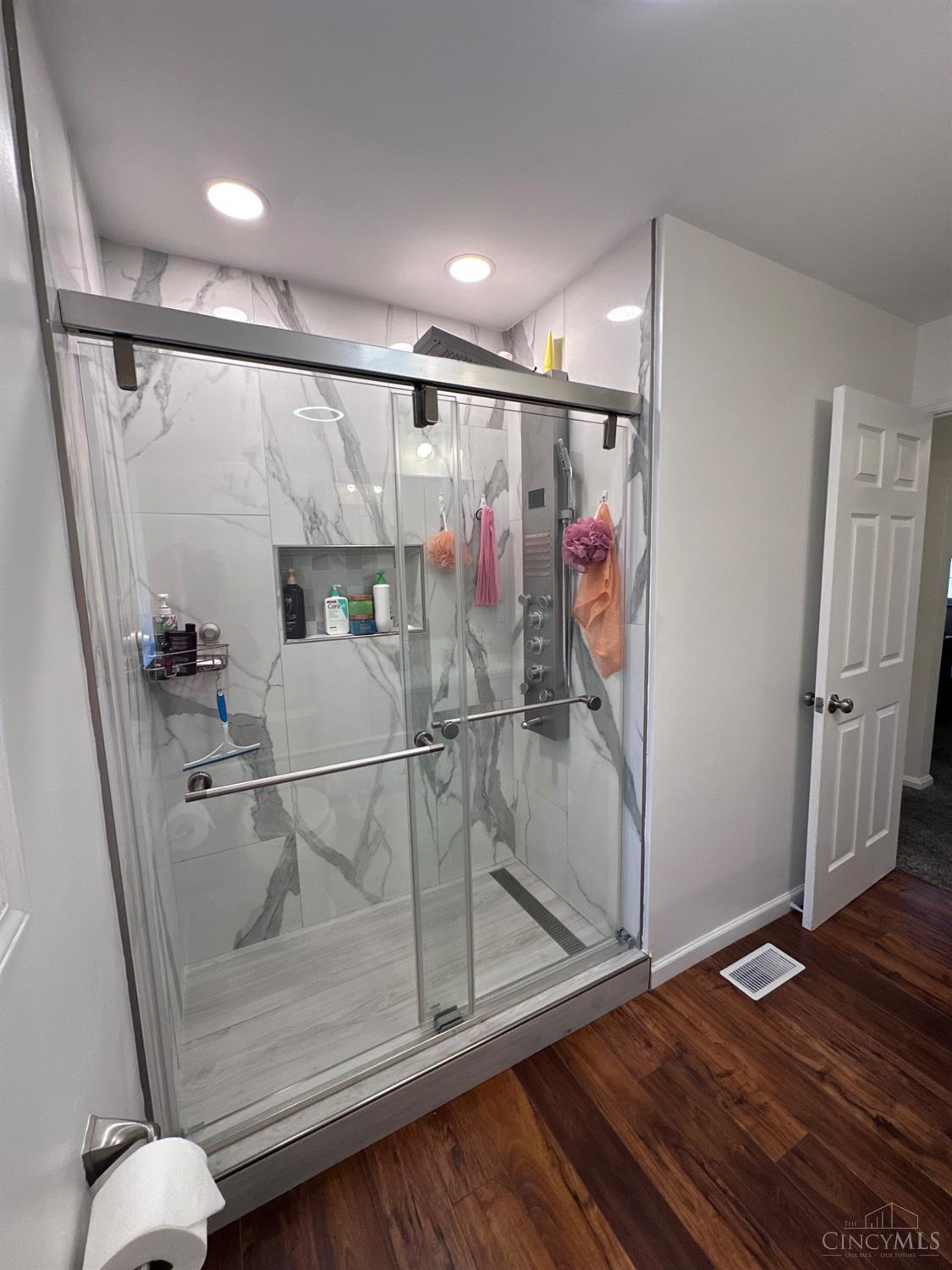 8622 Plainfield Lane