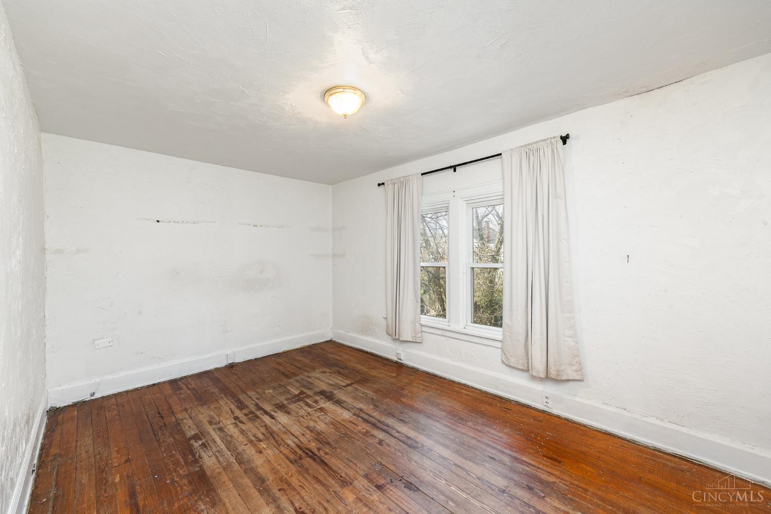 3511 Evanston Avenue