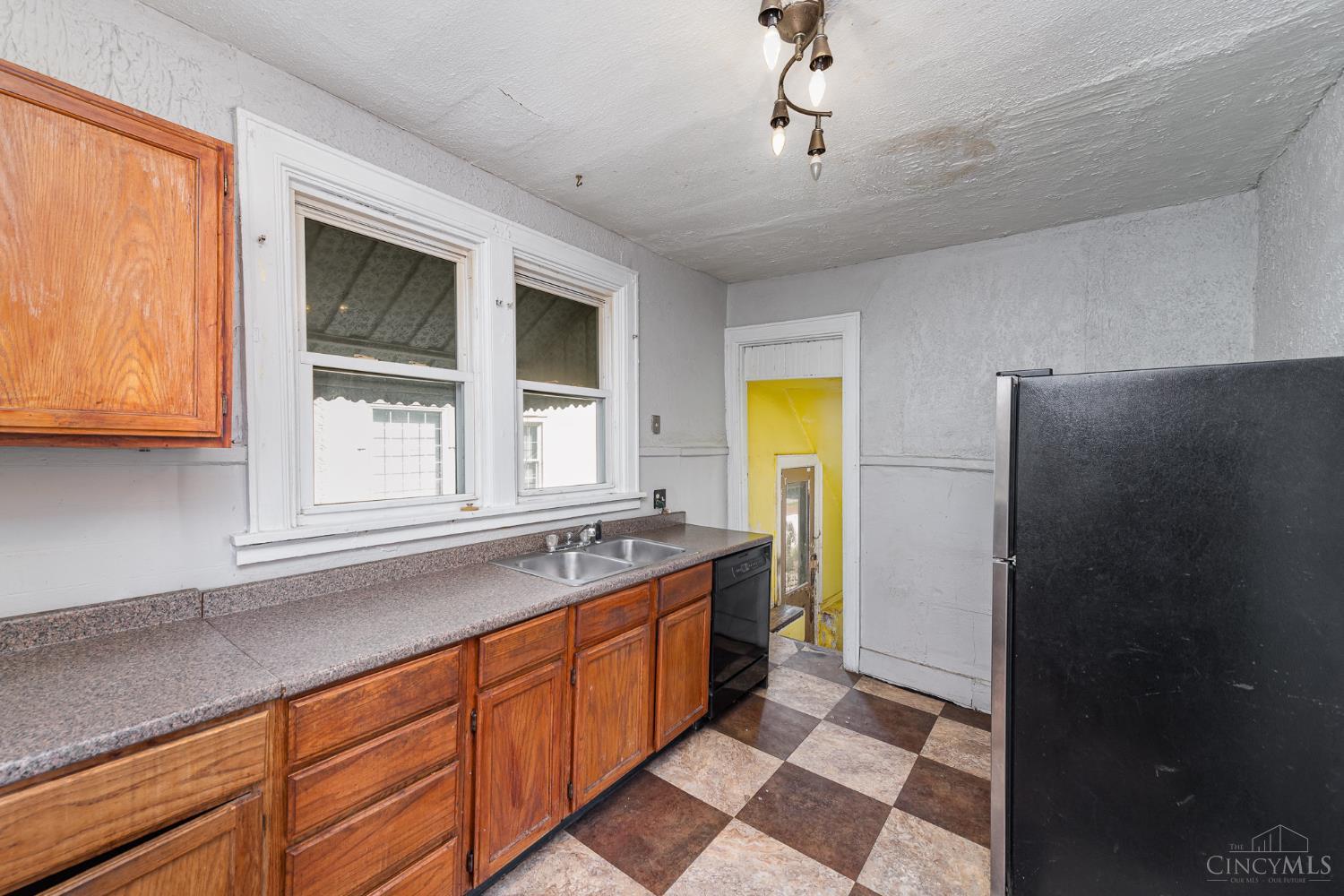 3511 Evanston Avenue