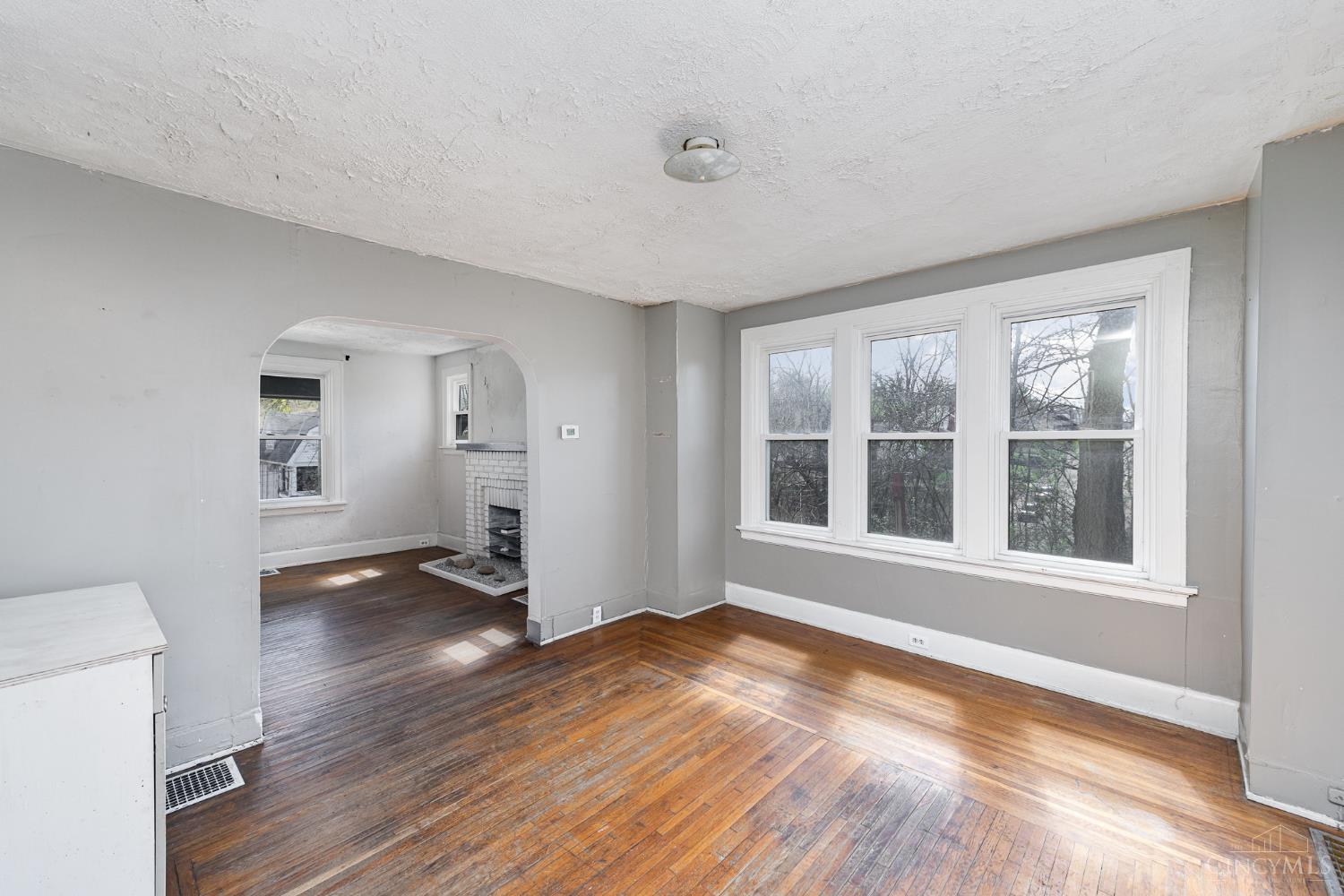 3511 Evanston Avenue