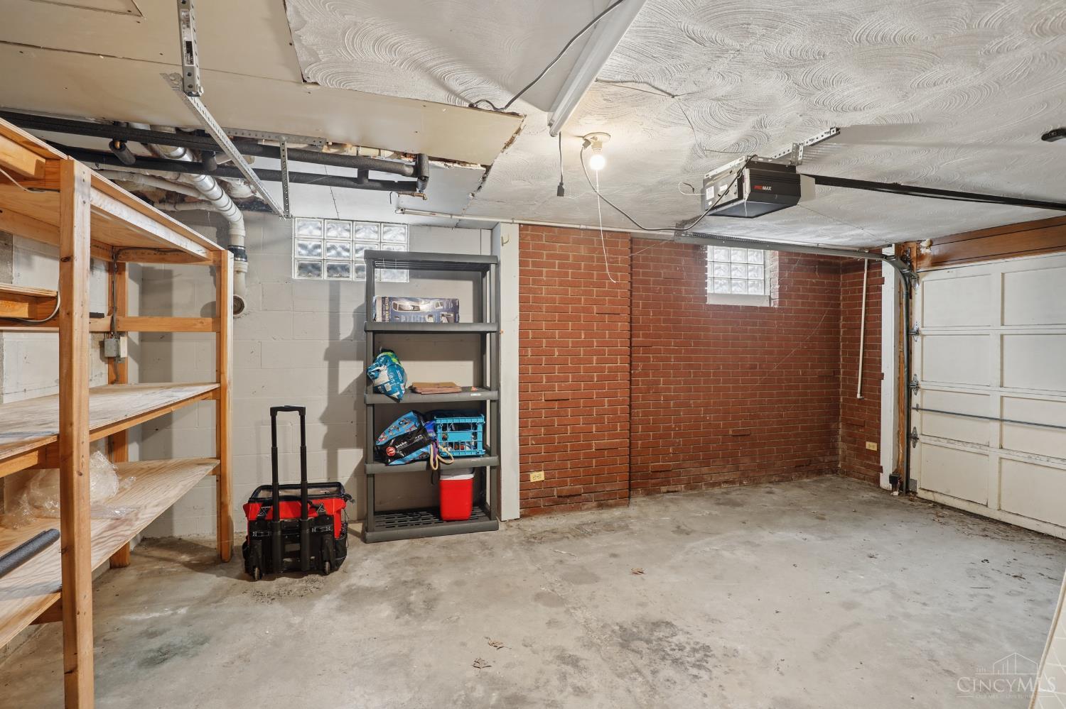 4195 Crystal View Court