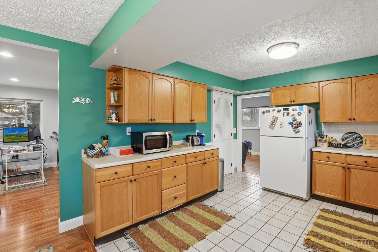 4195 Crystal View Court