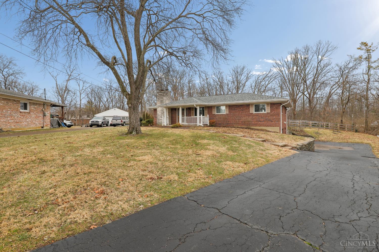 4195 Crystal View Court