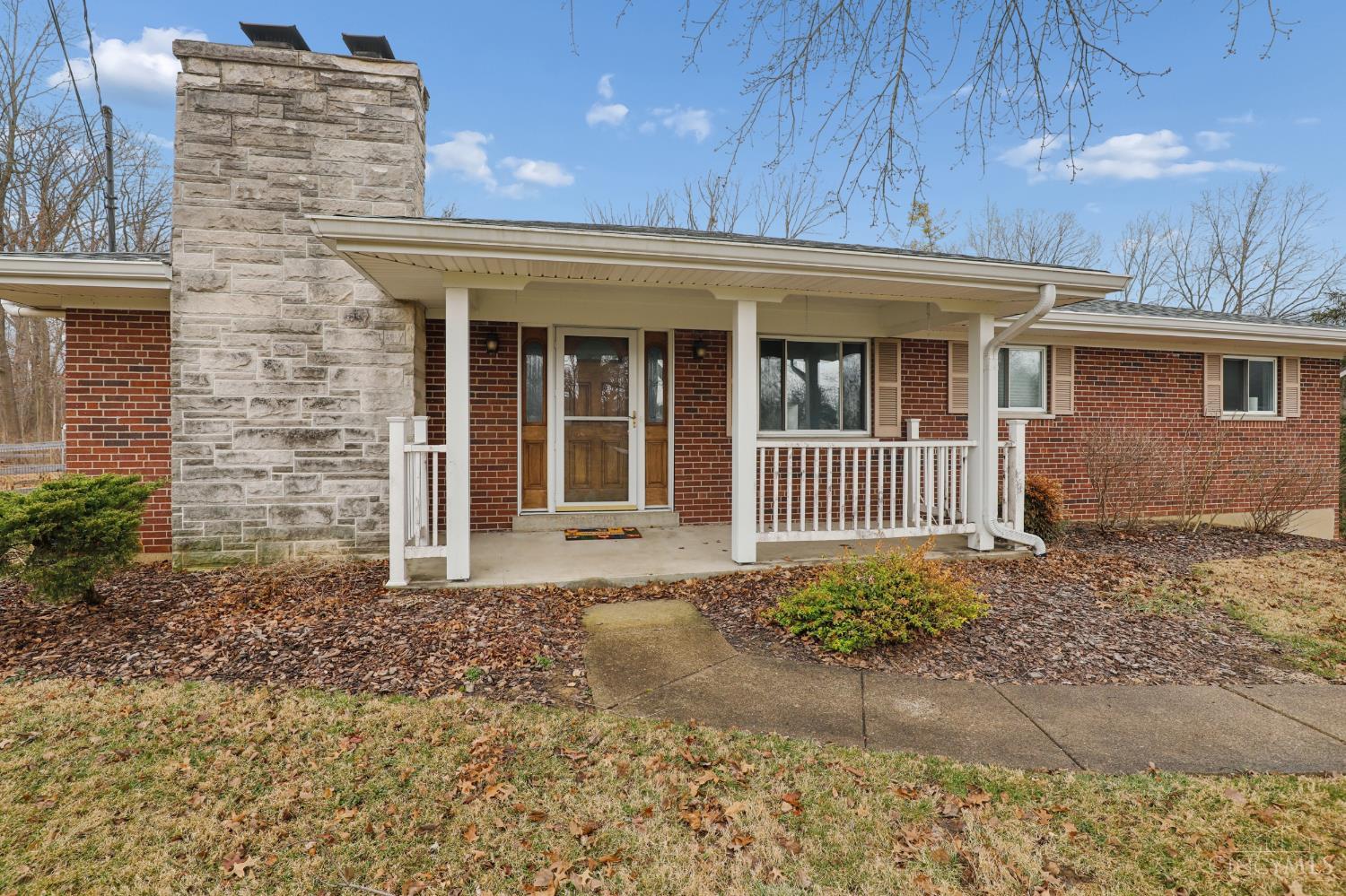 4195 Crystal View Court
