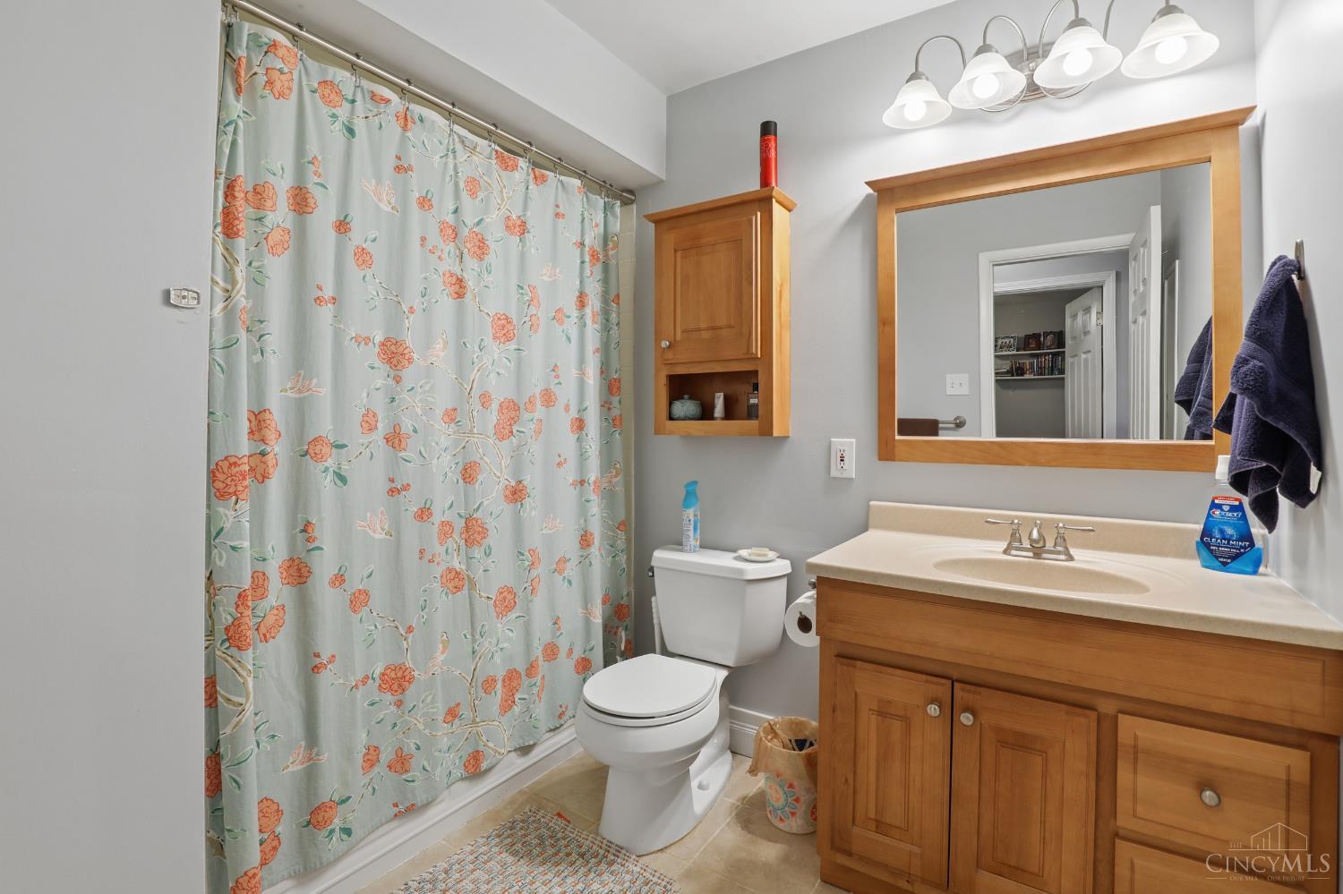4195 Crystal View Court