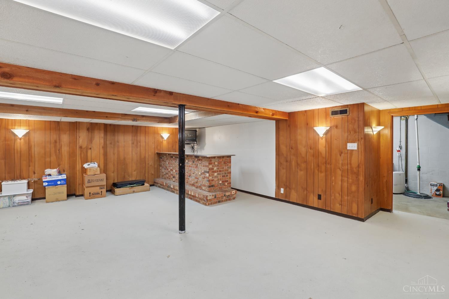 4195 Crystal View Court
