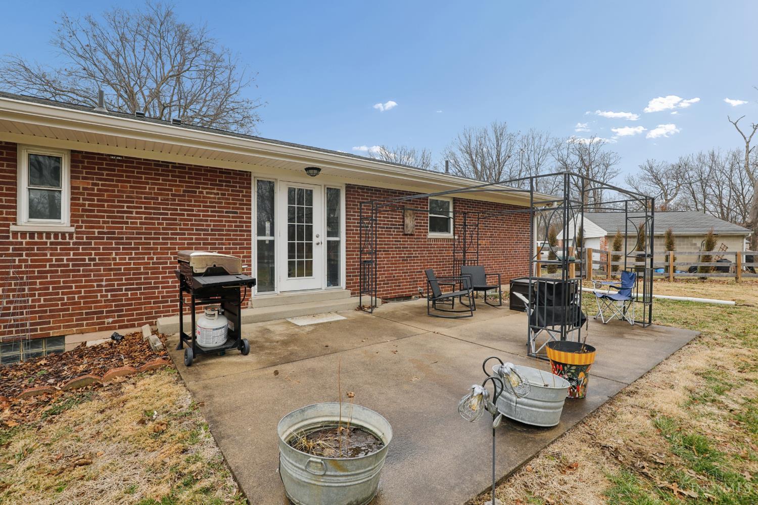 4195 Crystal View Court