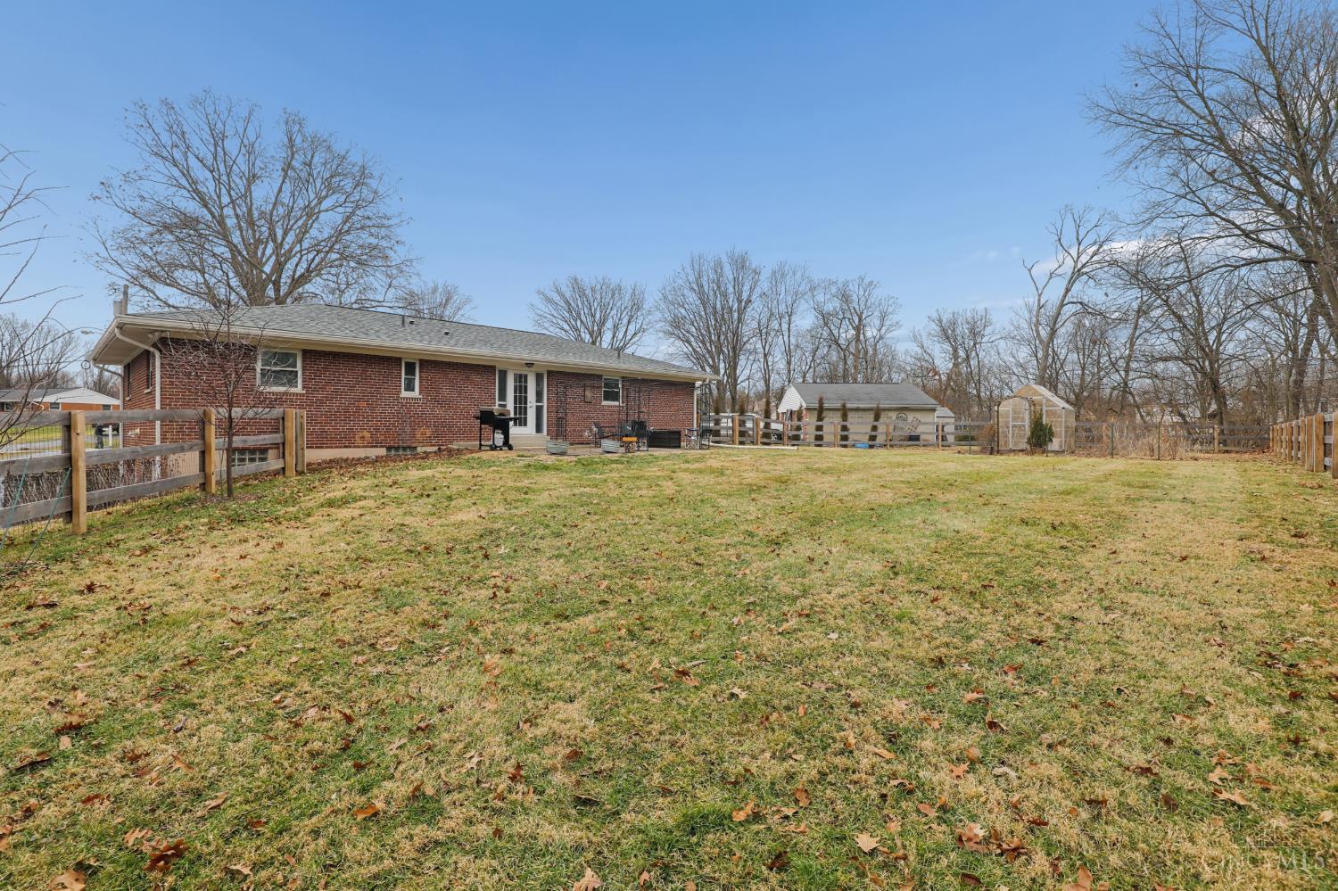 4195 Crystal View Court