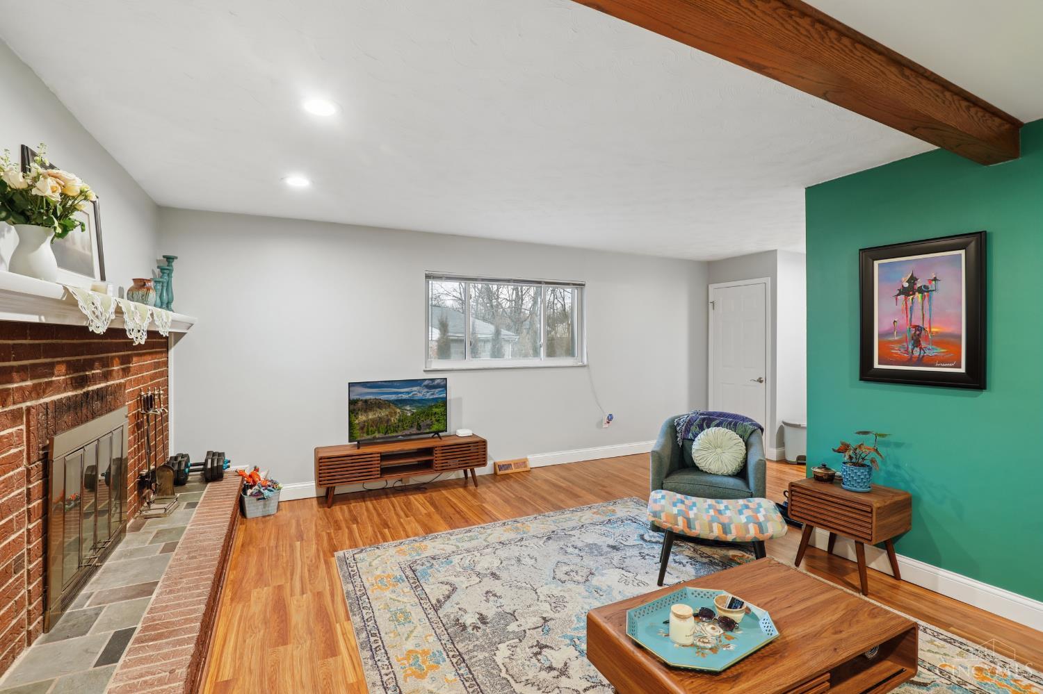 4195 Crystal View Court