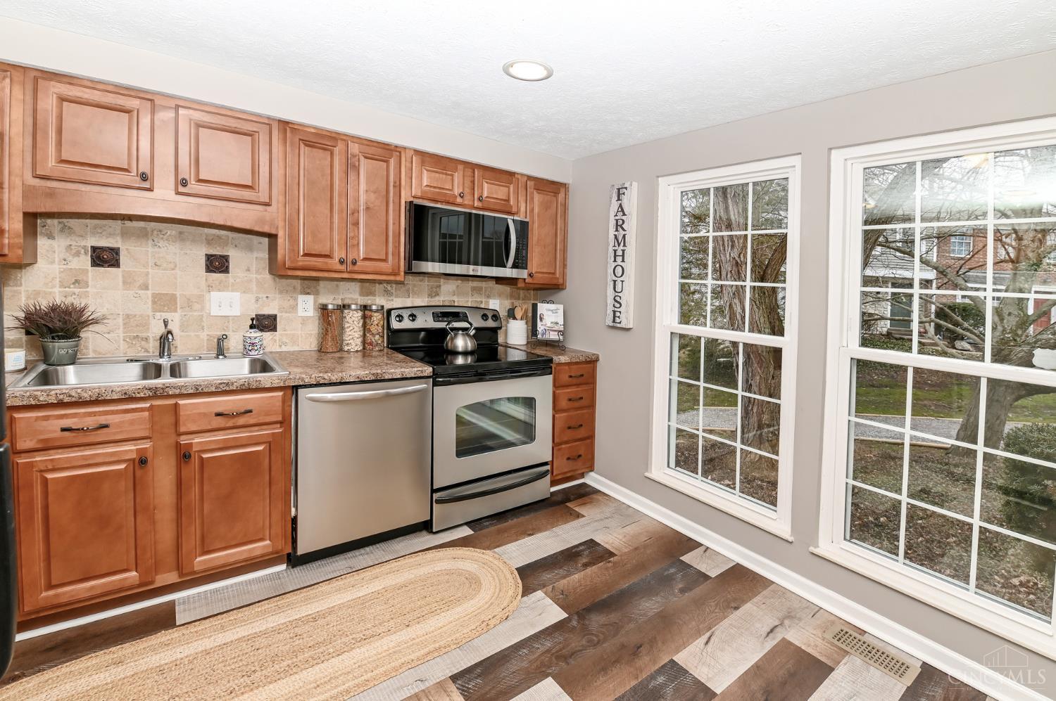 10802 Lakehurst Court 114