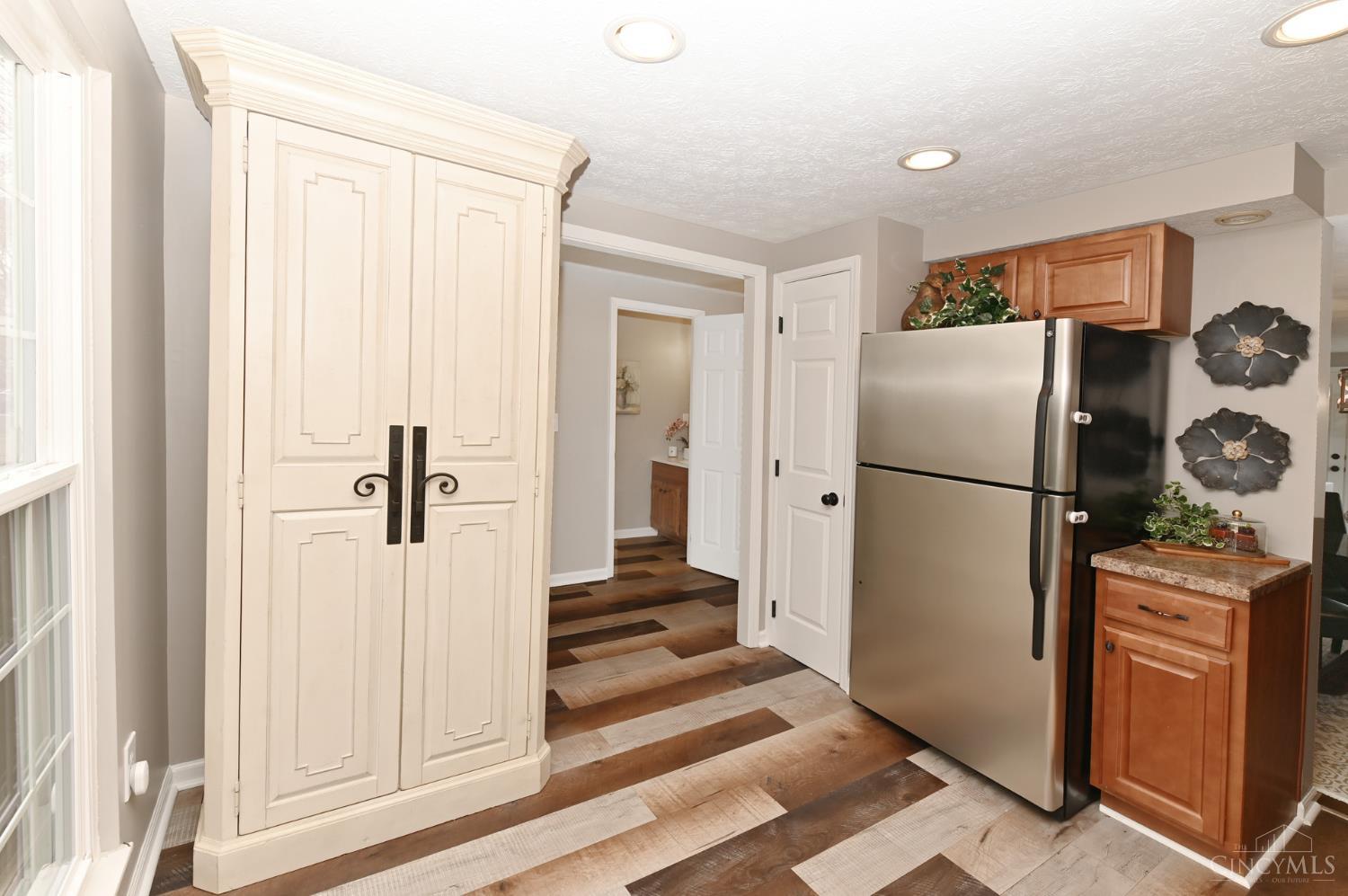 10802 Lakehurst Court 114