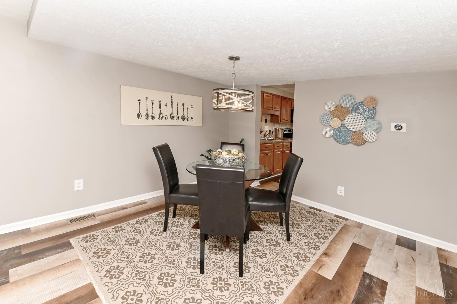 10802 Lakehurst Court 114