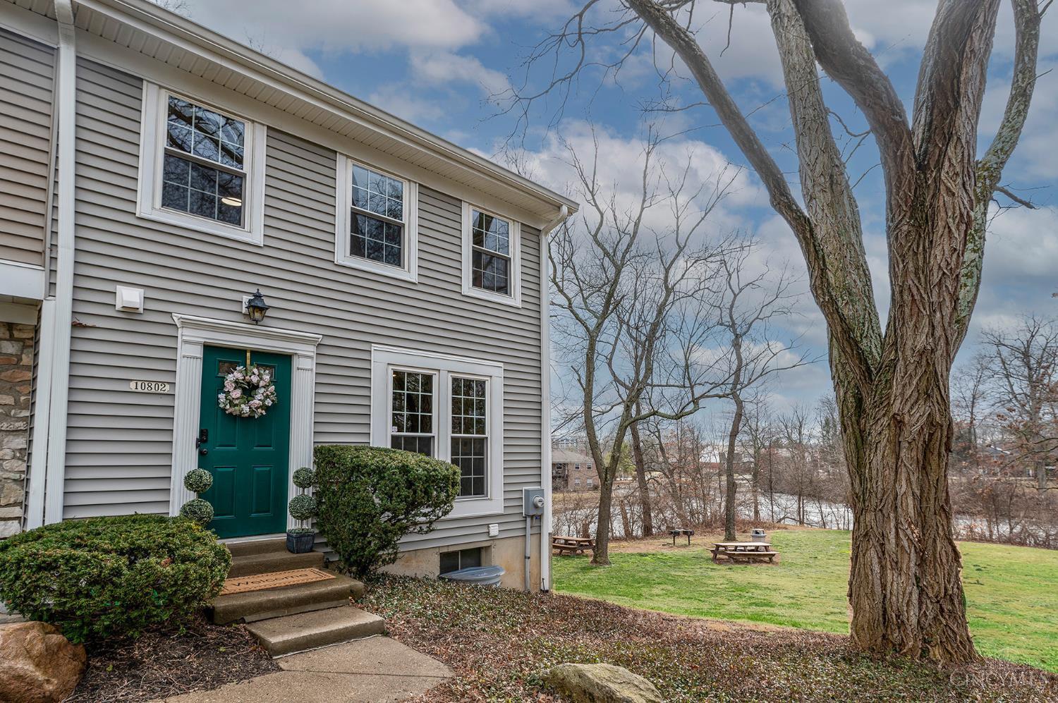 10802 Lakehurst Court 114