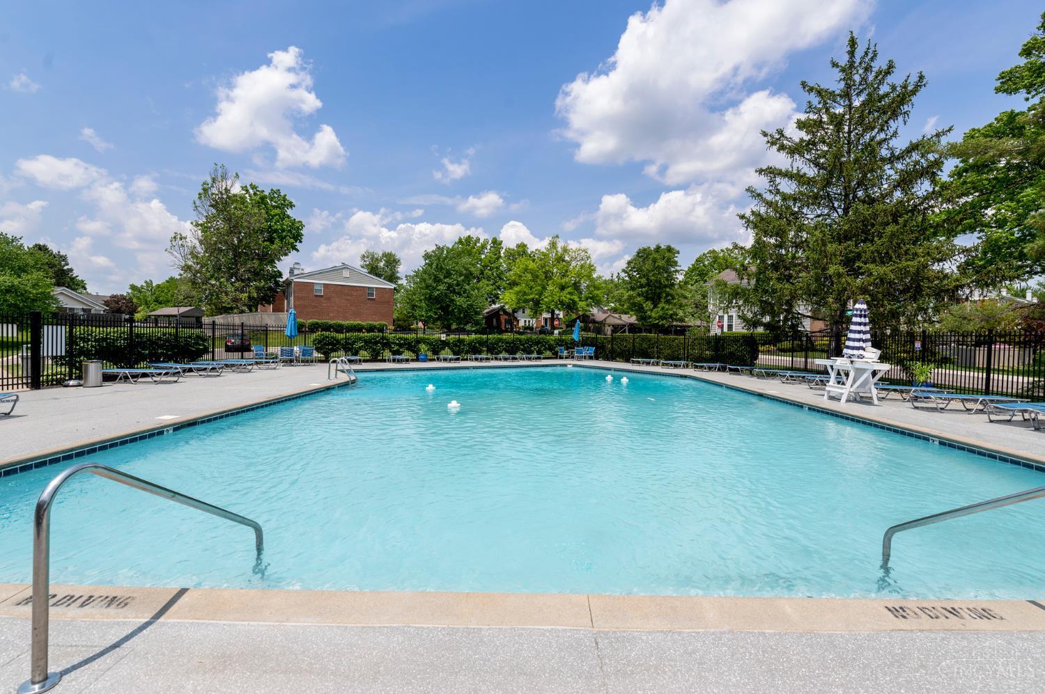 10802 Lakehurst Court 114