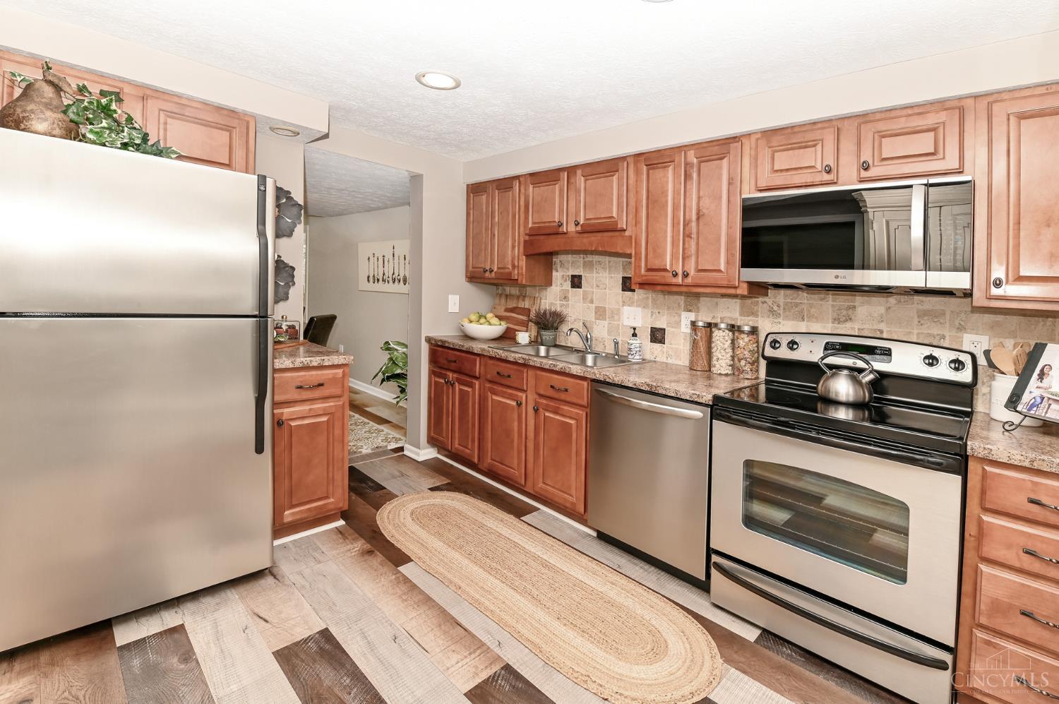 10802 Lakehurst Court 114