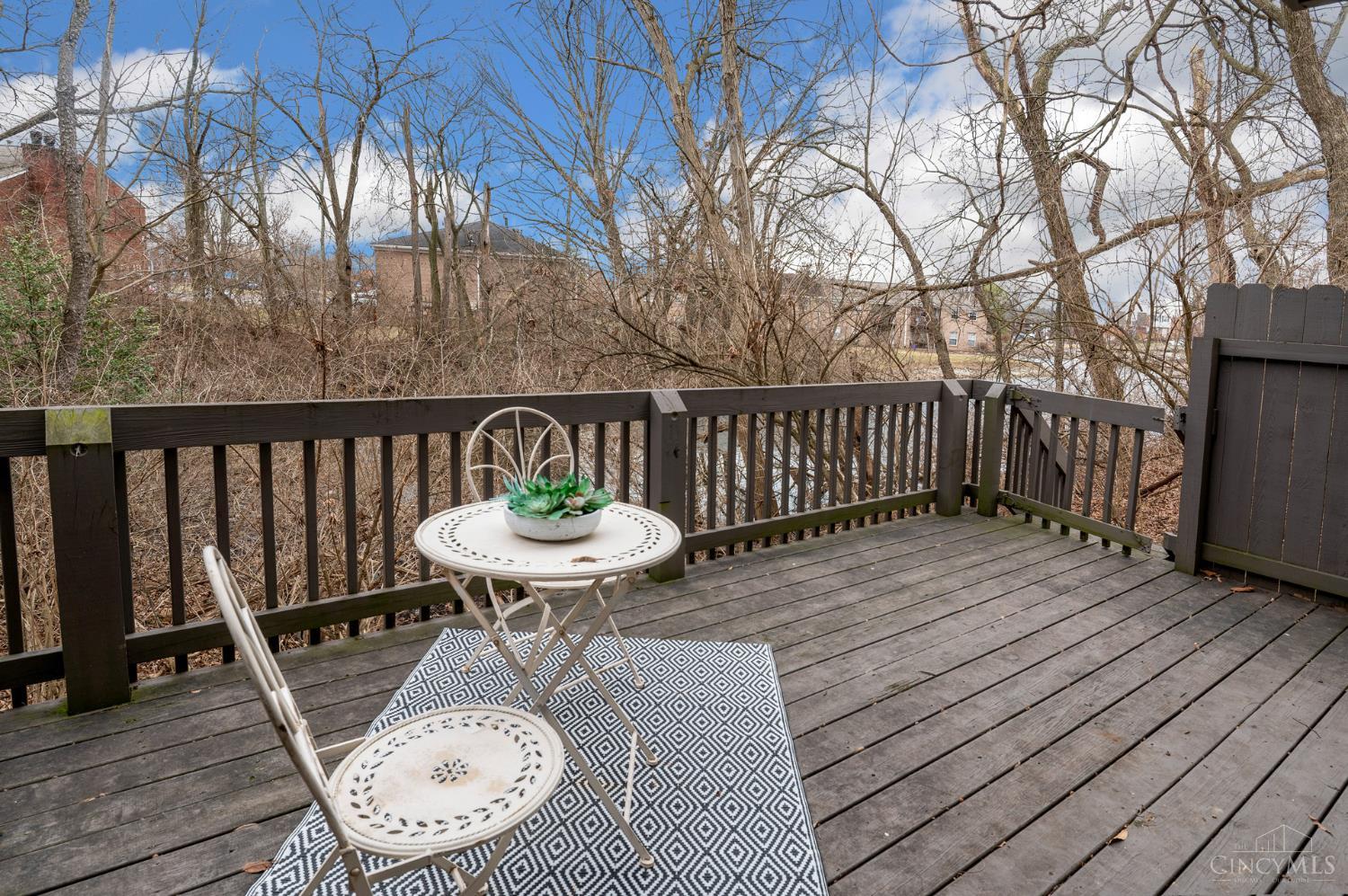 10802 Lakehurst Court 114